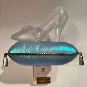 Cinderella slipper lighted wall fragrance plug. New
